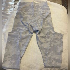 Lululemon Leggings !!Perfect Condition!! White Camo (worn once & size 8)
